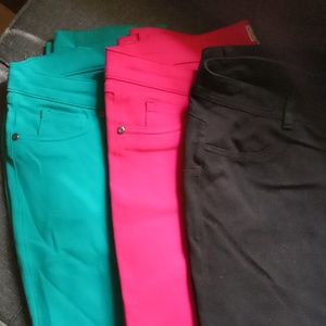 Woman's Pants Bundle of 3...Clearance Please Final Final Sale